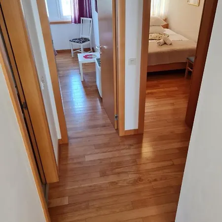 White Towers Residences No. 8 Apartamento